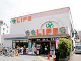 駅前ショッピングスポット
